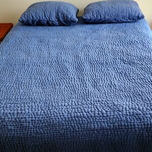 Garnet Hill Queen quilt and shams